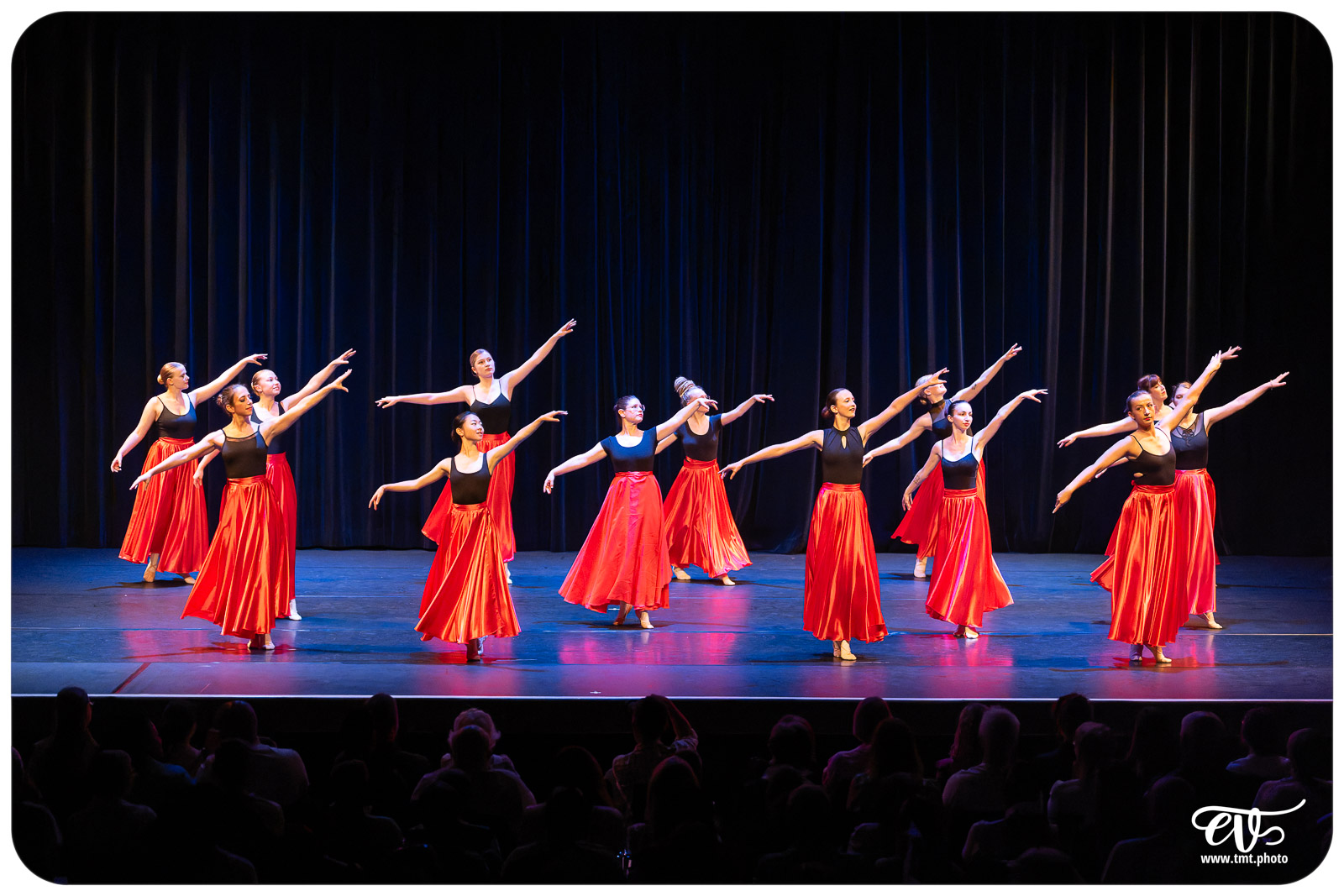 ECOLE DE DANSE CÉCILE ADAMOW